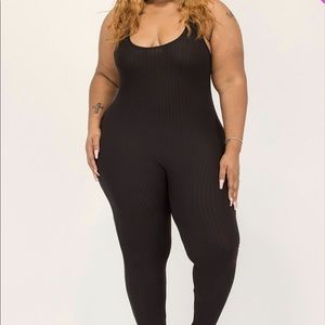 PLUS SCOOP NECK BODYCON JUMPSUIT